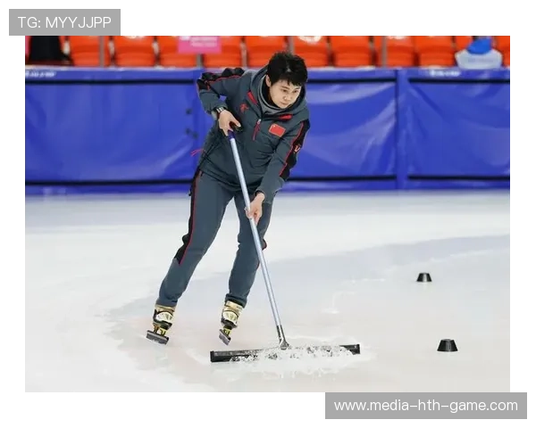 短道速滑训练画面曝光队内竞争激烈，短道速滑训练辛苦吗