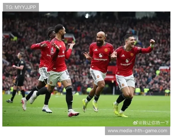 曼联全力冲刺四强,战术调整将成为关键 曼联全力冲刺四强,战术调整将成为关键