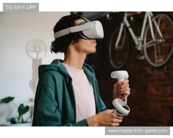 职业虚拟现实体验设计师的交互：他是如何通过视觉引导避免眩晕感的